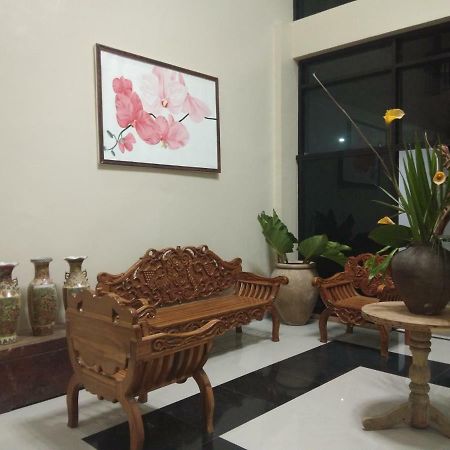 B&S Orchids suites hotel Dipolog City Exterior foto
